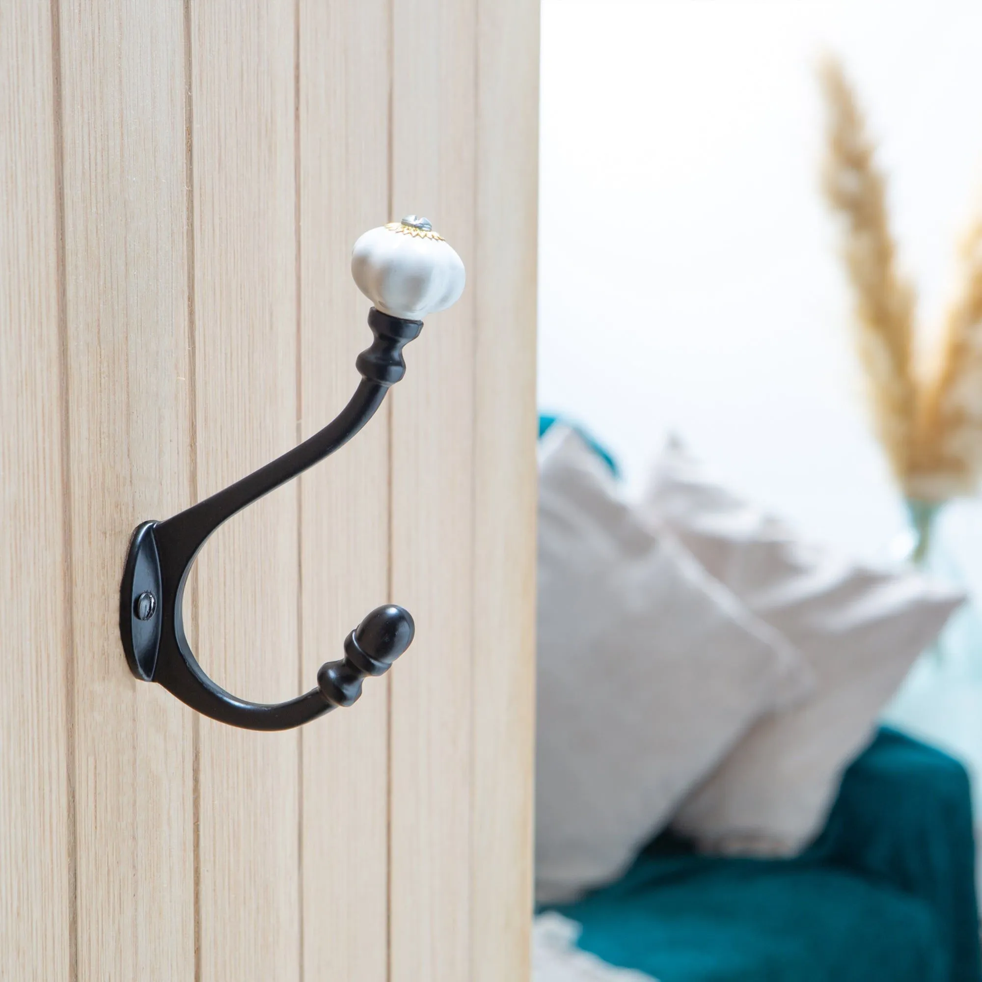 30mm x 140mm Black Ceramic Flower Hat & Coat Hook - By Hammer & Tongs