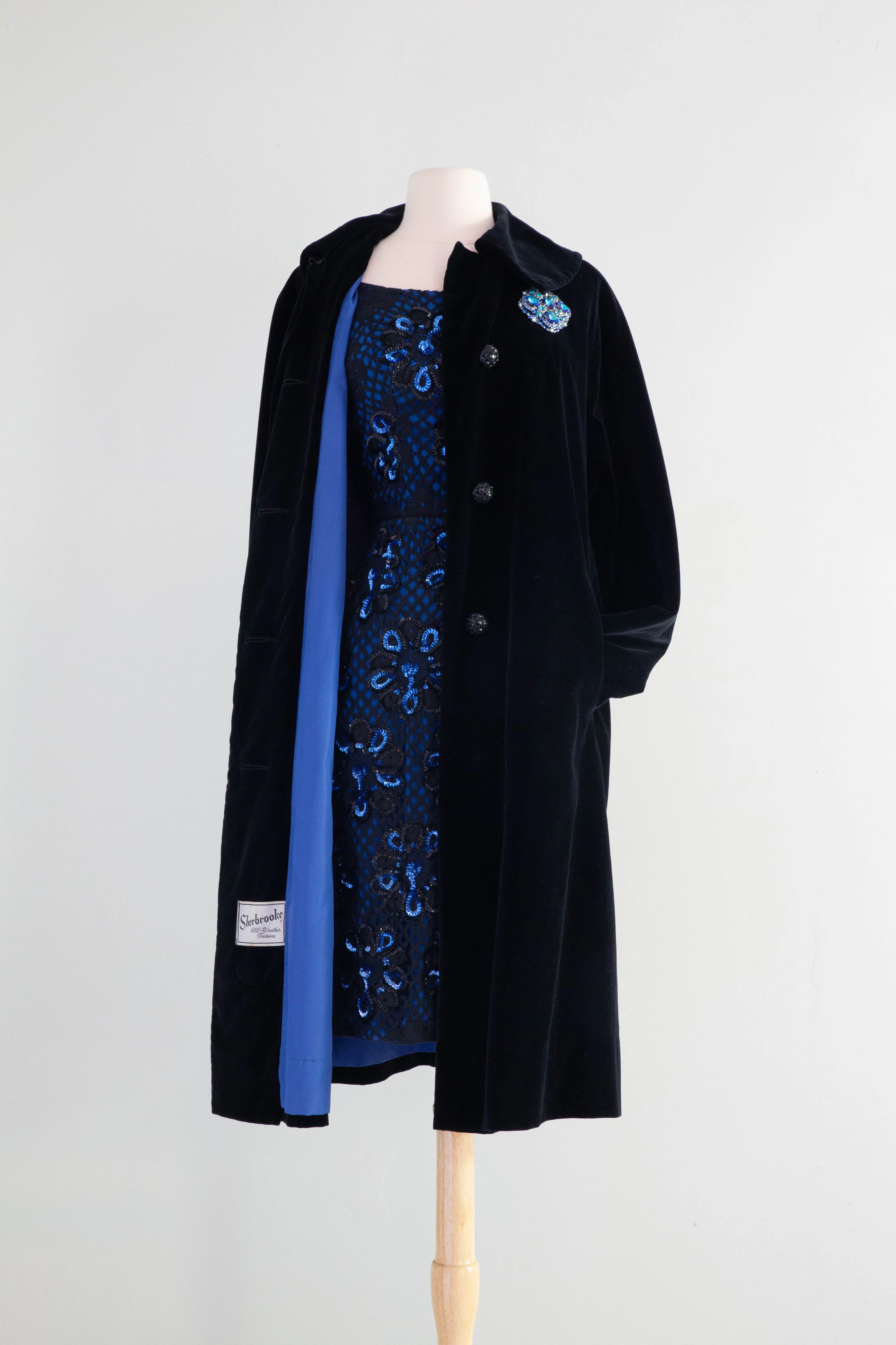 Classic 1950's Black Velvet Evening Coat With Sapphire Blue Lining / ML