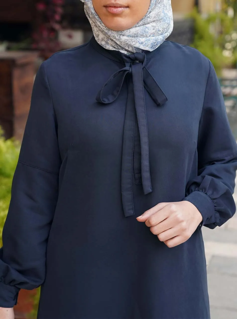 Collar Tie Abaya