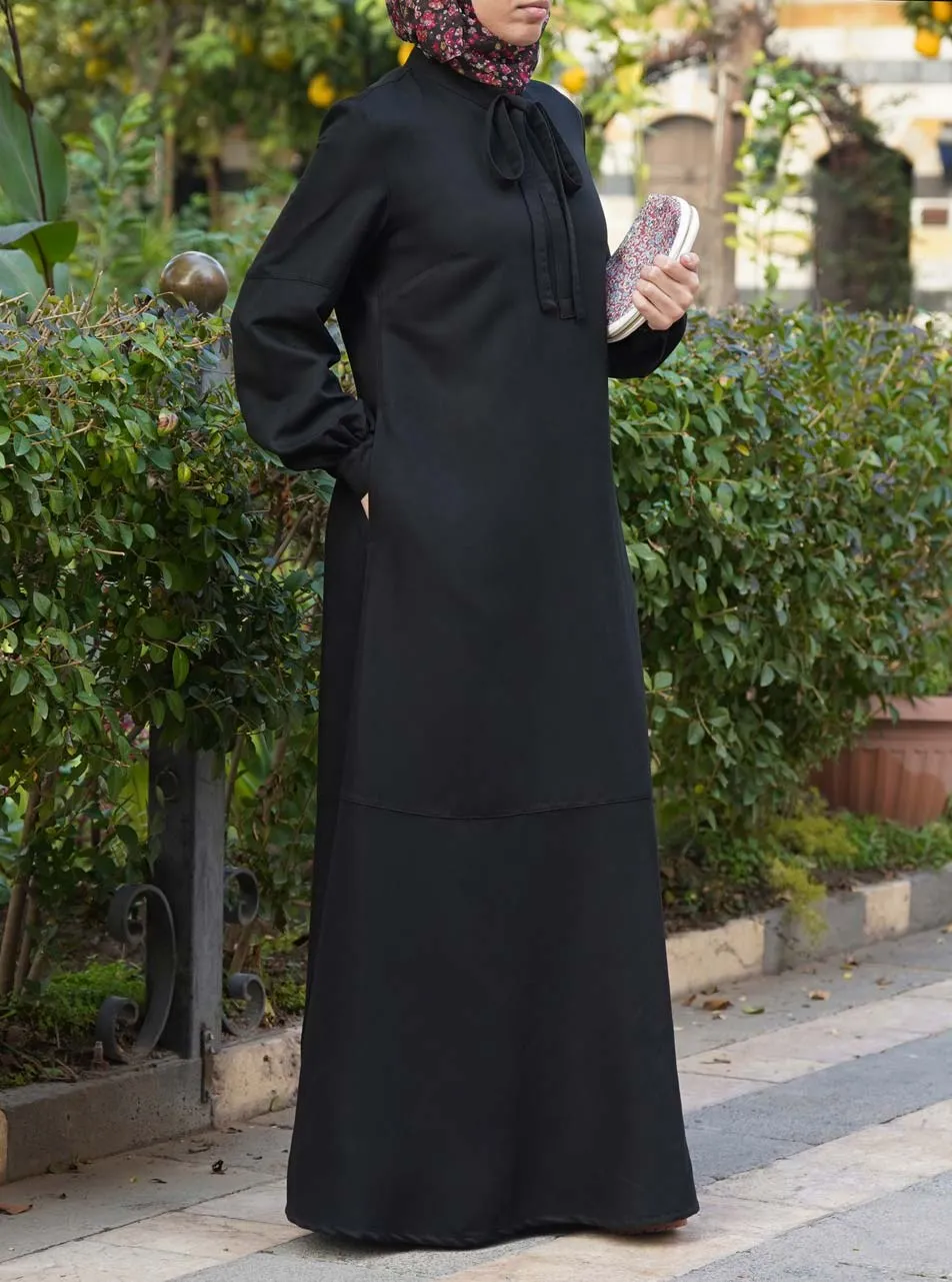 Collar Tie Abaya