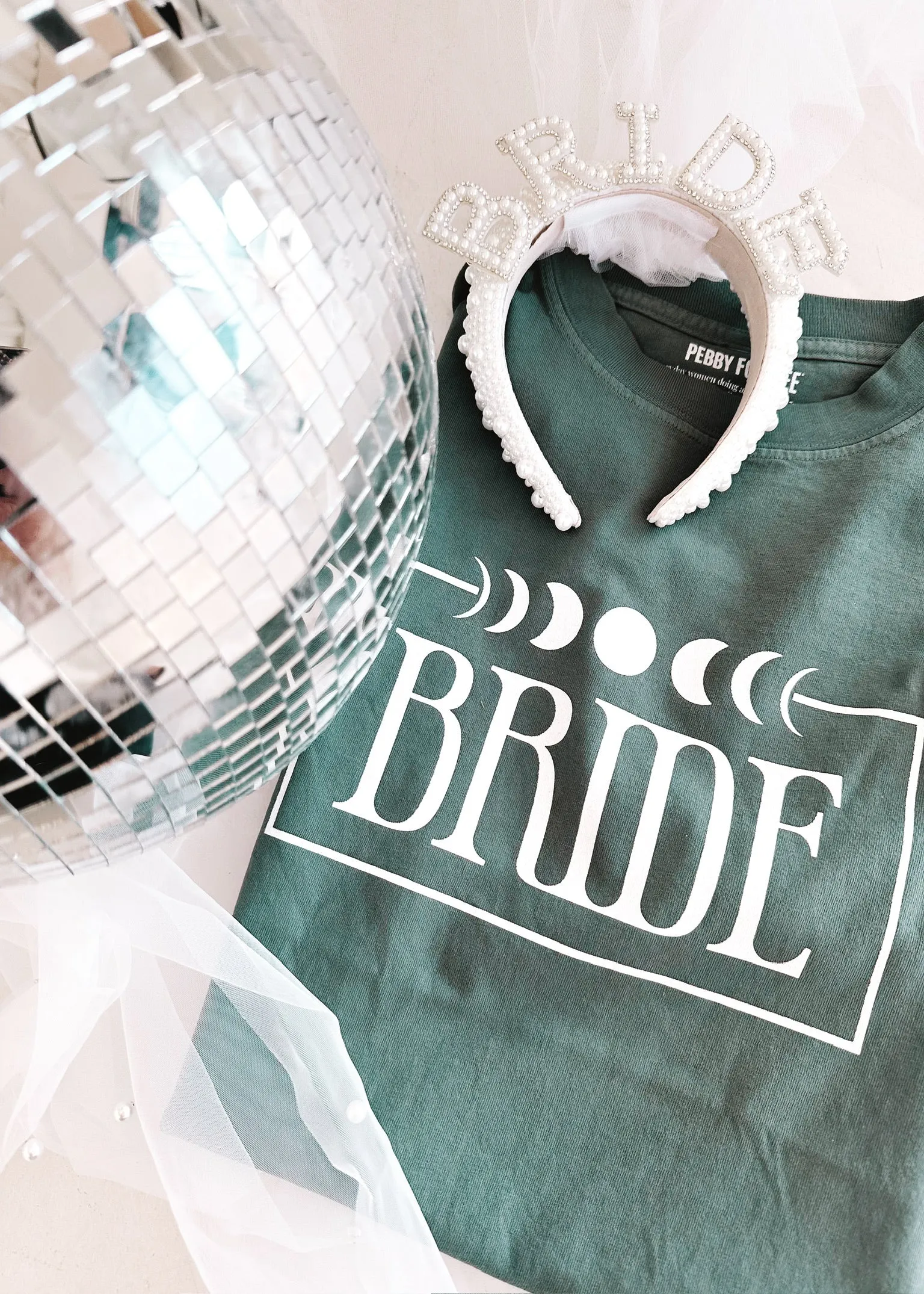 IN MY BRIDE PHASE SIDE SLIT TEE