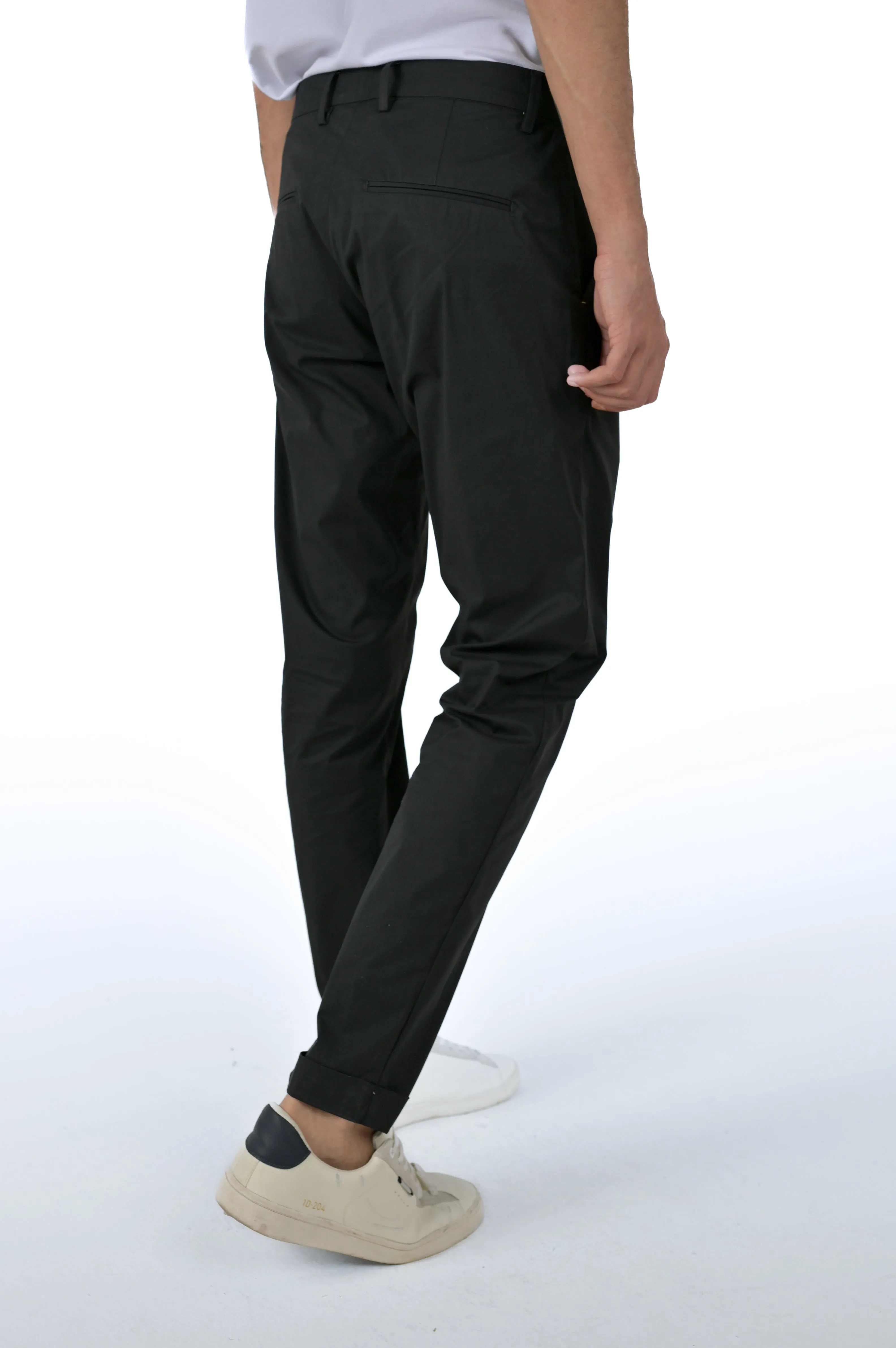 Pantaloni classici slim Racket Ciondolo Nero SS24