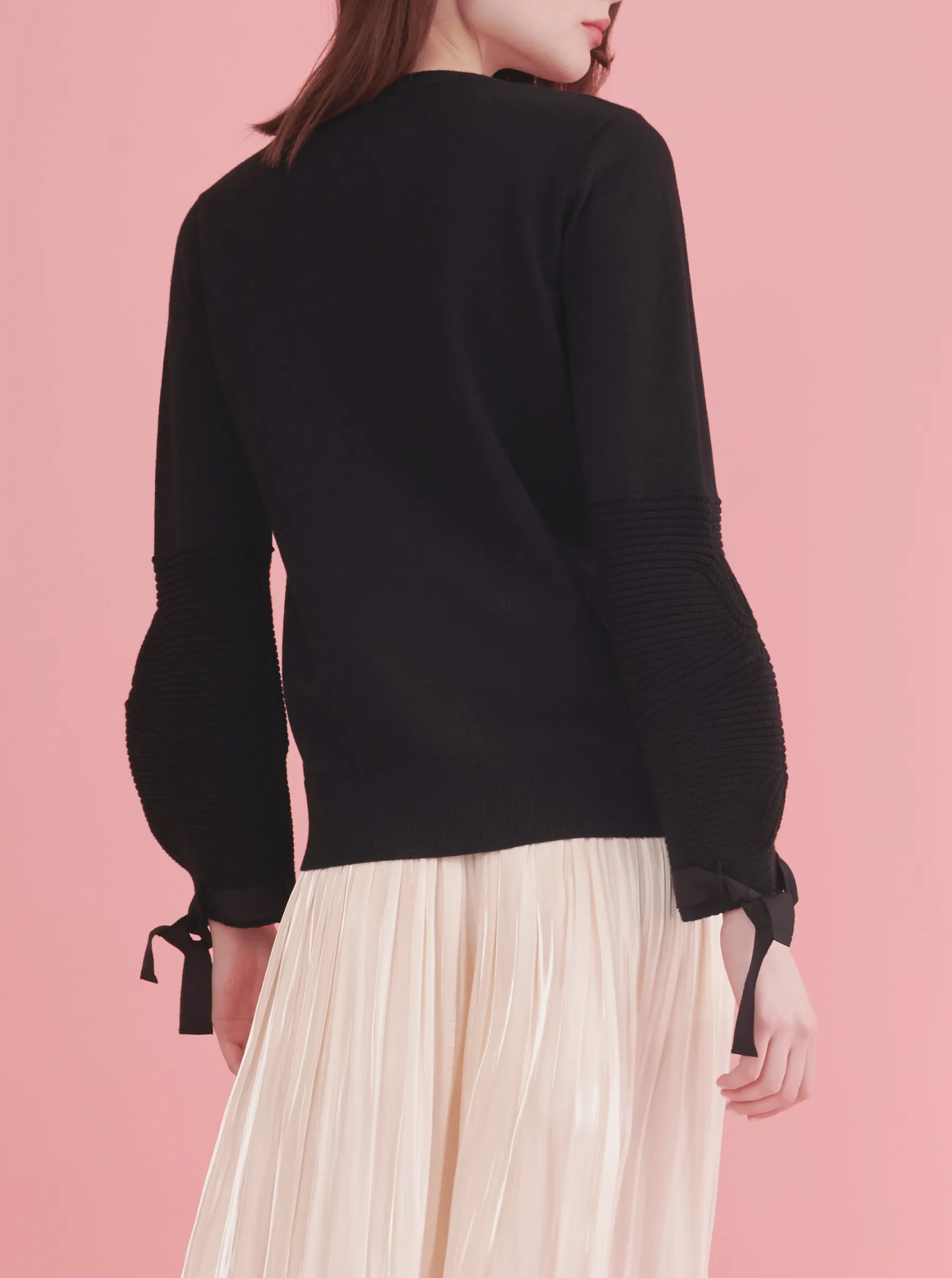 PUFF SLEEVE PULLOVER, BLACK