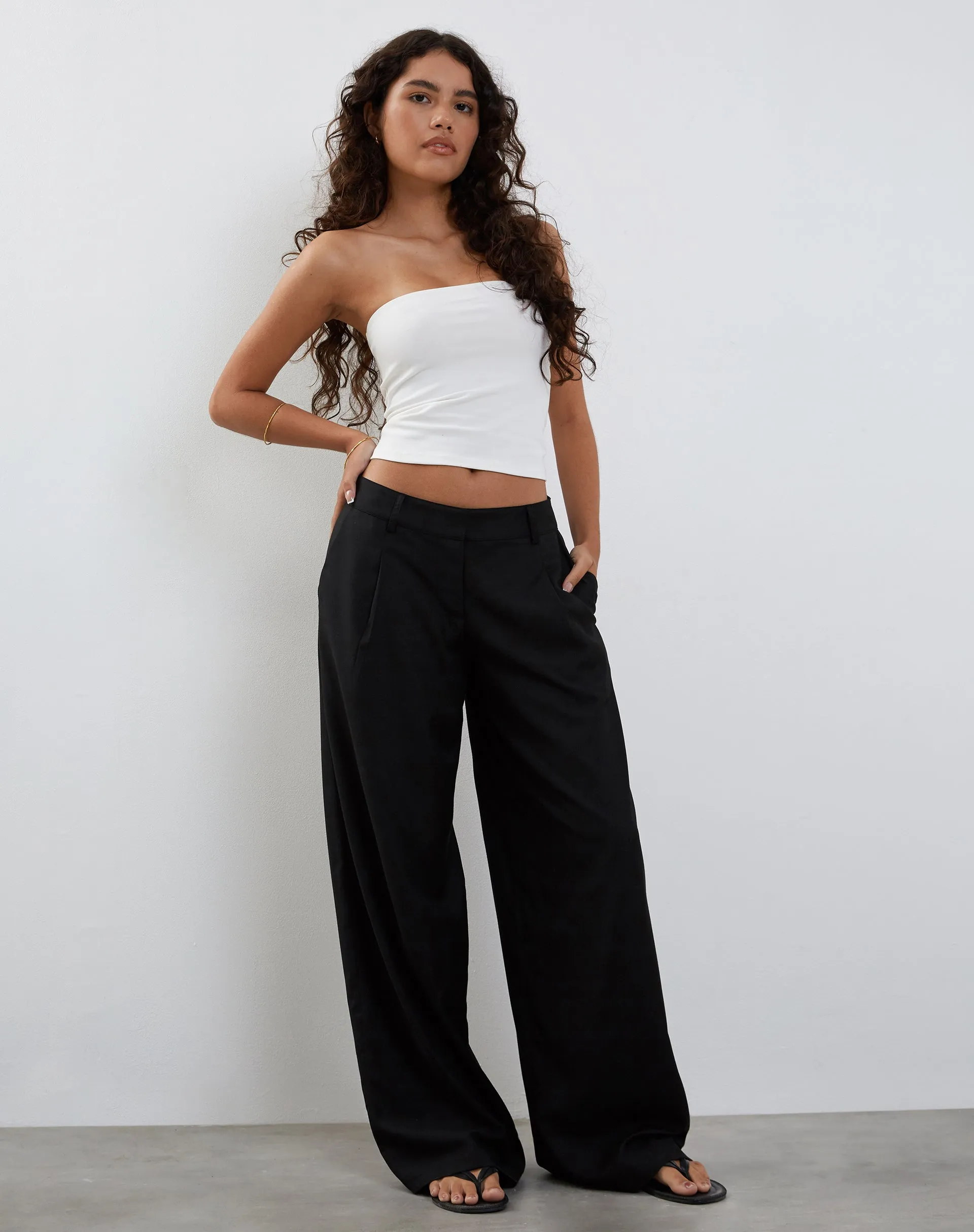 Salisu Wide Leg Trouser in Tailoring Black